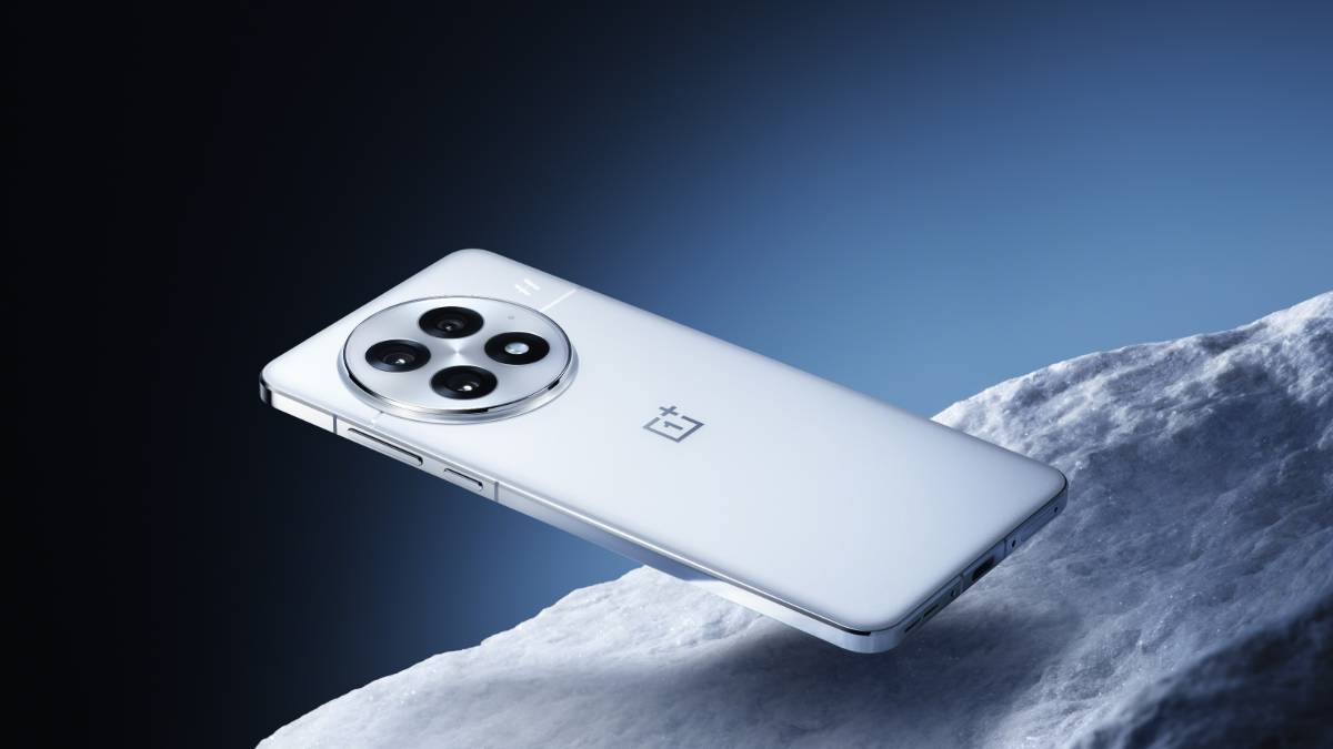 OnePlus 13 13R price in India Rs 69999 42999 with 6000mah battery 100W charging 50MP camera launched features